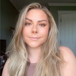 Meet your Posher, Heather